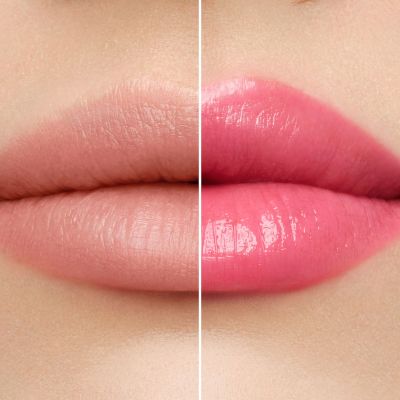 GUERLAIN KissKiss Bee Glow Lūpų spalvą paryškinantis balzamas su medumi, 98% natūralios kilmės ingredientų