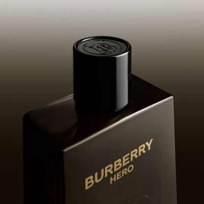 BURBERRY Hero Purškiami kvepalai