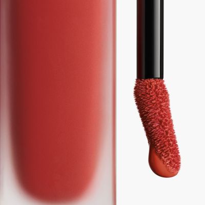 CHANEL ROUGE ALLURE LIQUID VELVET  Creamy velvet lipcolour