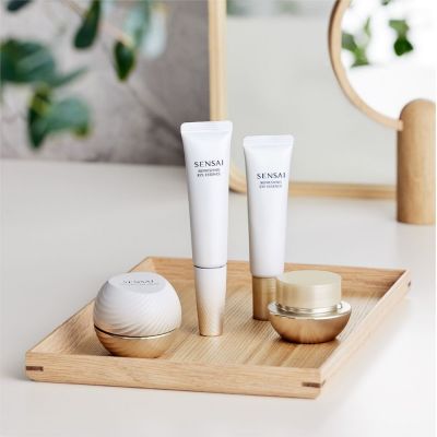 SENSAI Total Eye Treatment Paakių priežiūros komplekasas