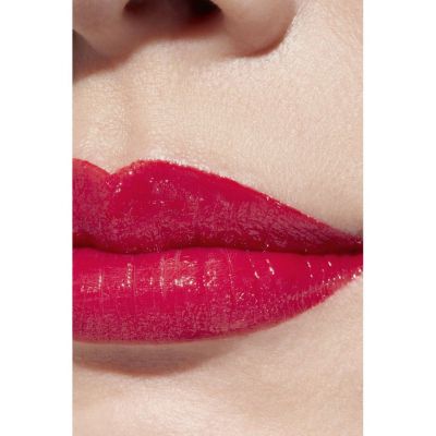 CHANEL Rouge Coco Intensyviai drėkinamieji lūpų dažai