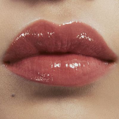 YVES SAINT LAURENT LOVESHINE Lūpų dažai