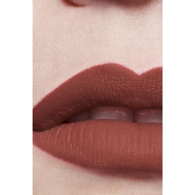 CHANEL ROUGE ALLURE LIQUID VELVET  Kreminės, skystos tekstūros matiniai lūpų dažai 