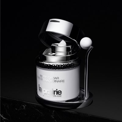 LA PRAIRIE White Caviar Eye Extraordinaire Illuminating eye cream